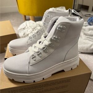 DR MARTENS COMBS WOMEN'S POLY CASUAL BOOTS size 39